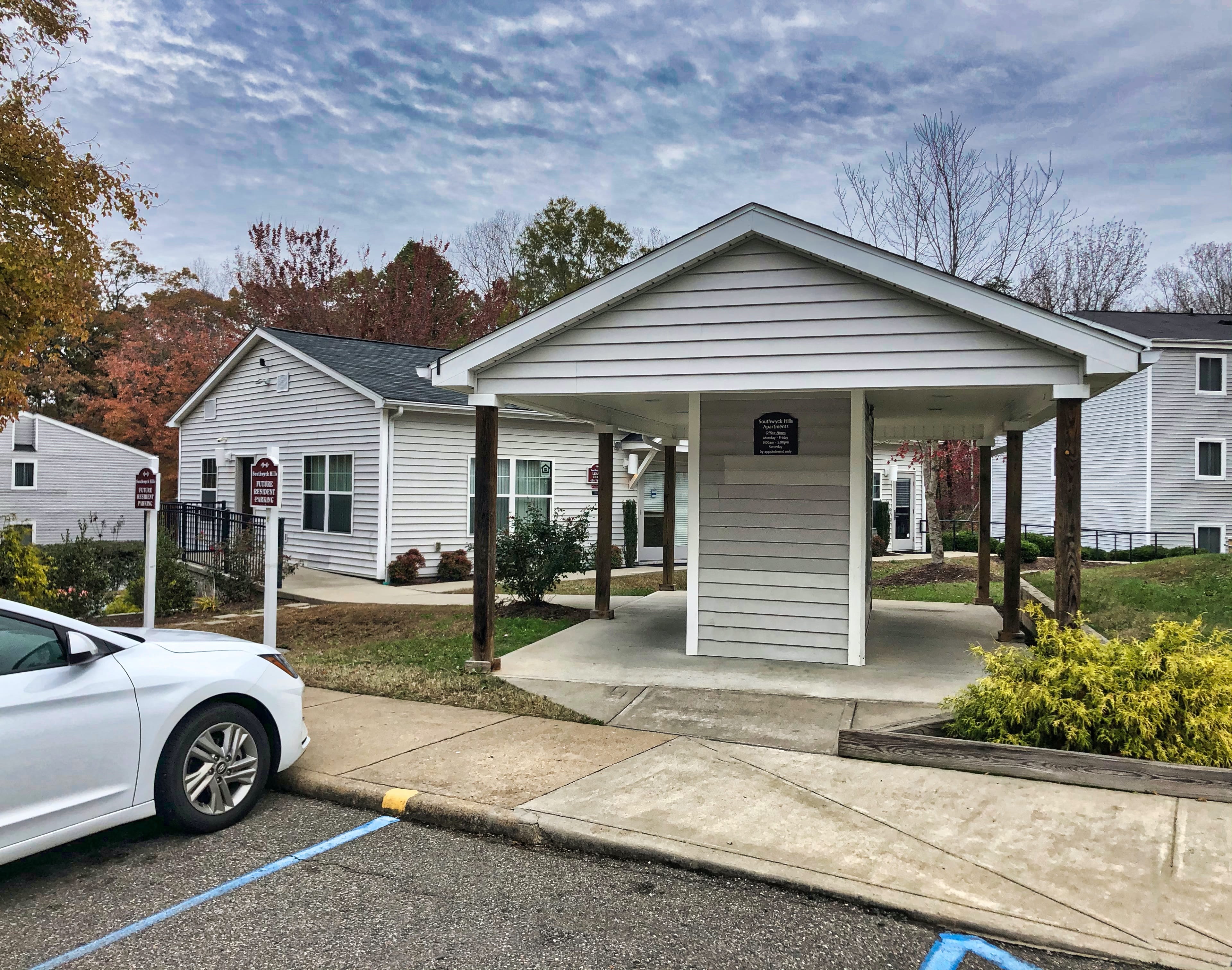 Southwyck Hills Apartments