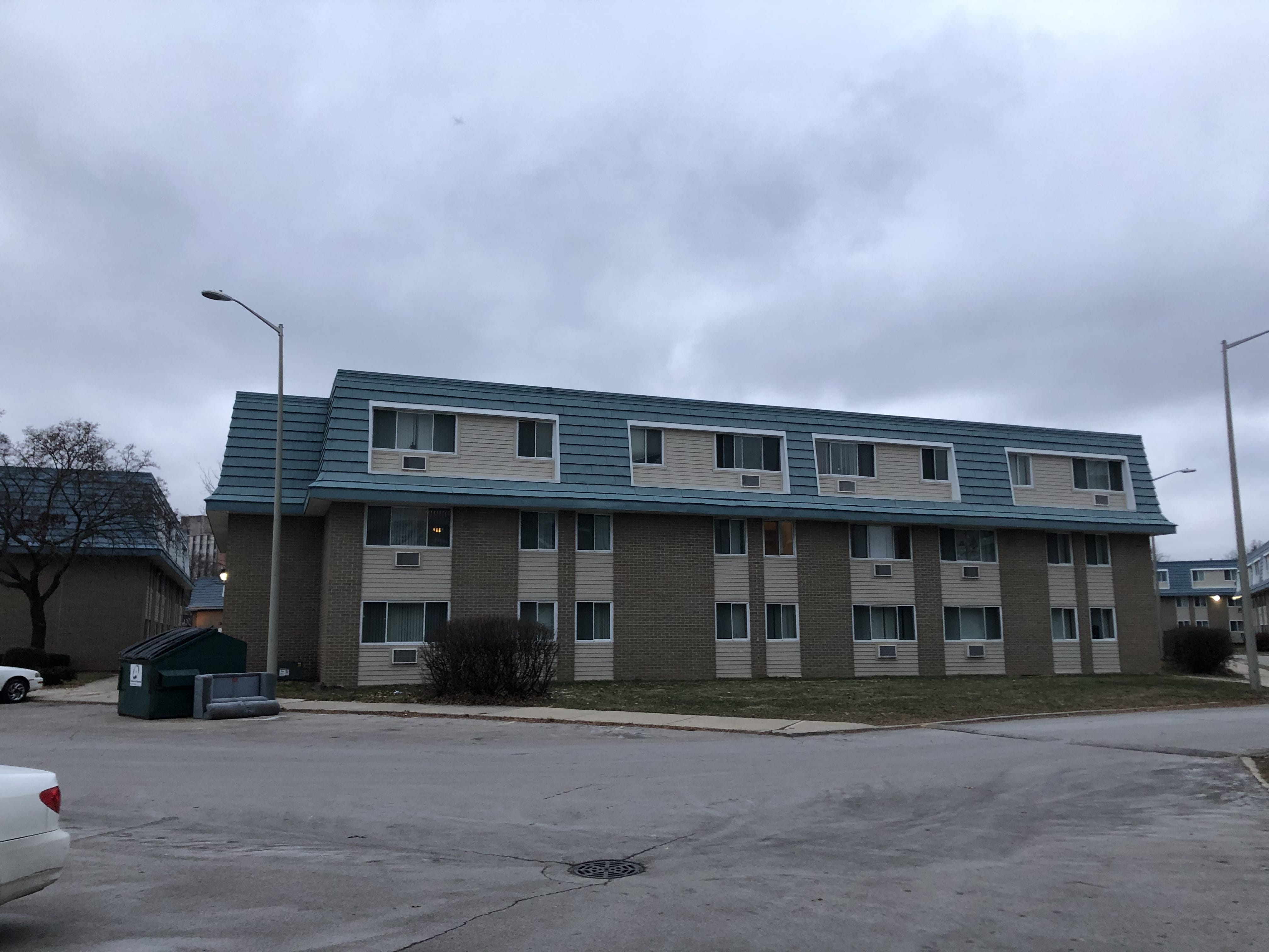 Windsor Court Apartments